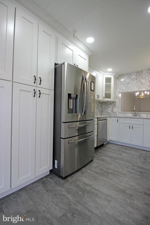 21783 Baldwin Square in Sterling, VA - Building Photo - Building Photo