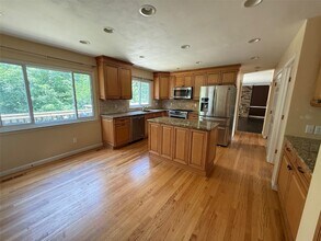 15605 Highcroft Dr in Chesterfield, MO - Building Photo - Building Photo