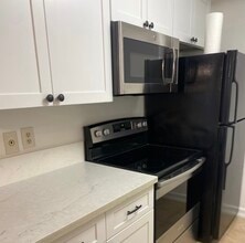 10232 Black Mountain Rd, Unit 97 in San Diego, CA - Building Photo - Building Photo