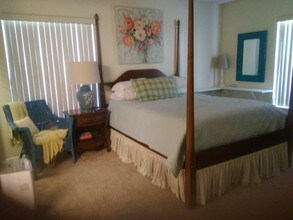 2642 Pine Ridge Way S-Unit -524-B1 in Palm Harbor, FL - Building Photo - Building Photo
