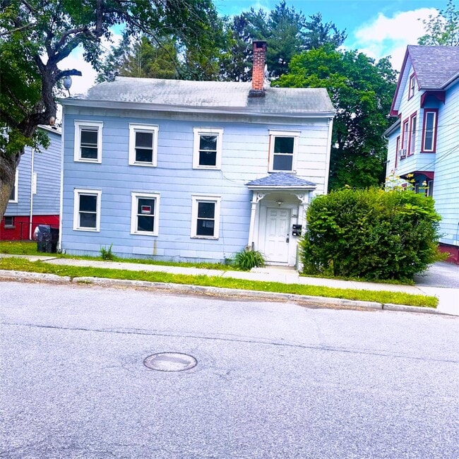 property at 122 Garden St