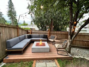 8327 Peggy's Pl SE in Snoqualmie, WA - Building Photo - Building Photo