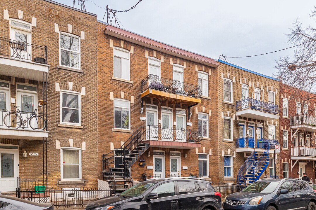 5567-5573 4E Av in Montréal, QC - Building Photo