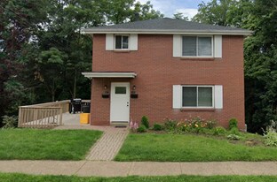 47-49-49 Center Ave in Pittsburgh, PA - Building Photo