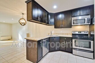 3041 Kaiser Dr in Santa Clara, CA - Building Photo - Building Photo