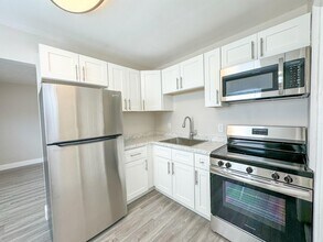 908 14th St in West Palm Beach, FL - Building Photo - Building Photo