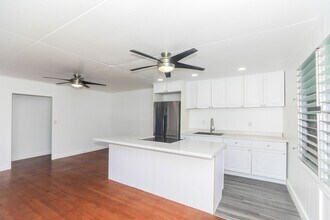 2343 Kuahea St in Honolulu, HI - Building Photo - Building Photo