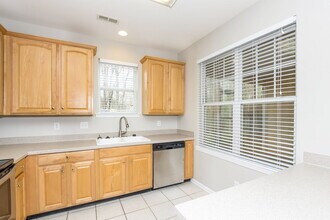 10926 Princeton Commons Dr in Charlotte, NC - Building Photo - Building Photo