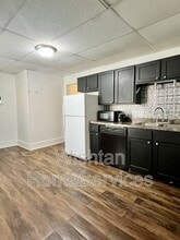 322 S Madison St in Macomb, IL - Building Photo - Building Photo