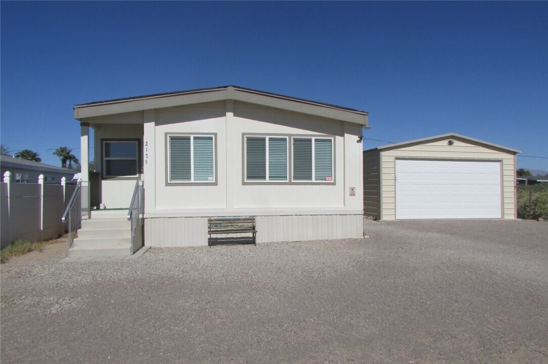 2175 Maverick Dr in Mohave Valley, AZ - Building Photo