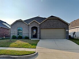 5604 Elwood Dr in Heath, TX - Building Photo