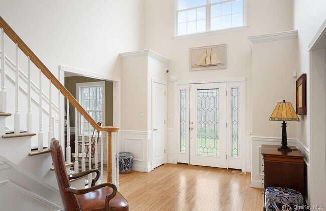 156 Maggie Dr in East Quogue, NY - Building Photo - Building Photo