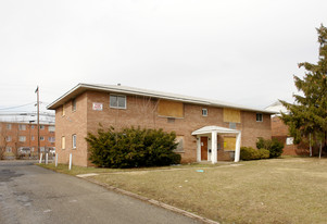 741 Kingsford Rd Apartments