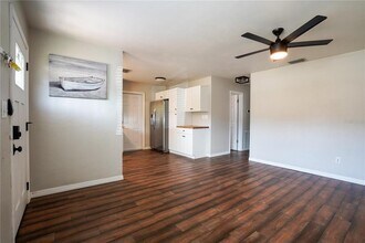 3011 25th Ave N in St. Petersburg, FL - Building Photo - Building Photo