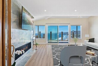 34381 Dana Strand Rd in Dana Point, CA - Foto de edificio - Building Photo