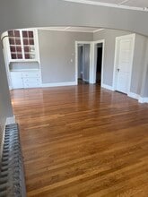 18 Summer St, Unit 2nd floor in Attleboro, MA - Foto de edificio - Building Photo