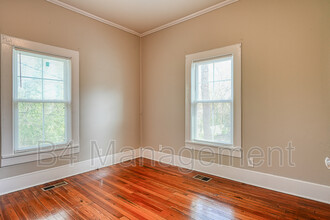 11 Tennent St in Spartanburg, SC - Building Photo - Building Photo