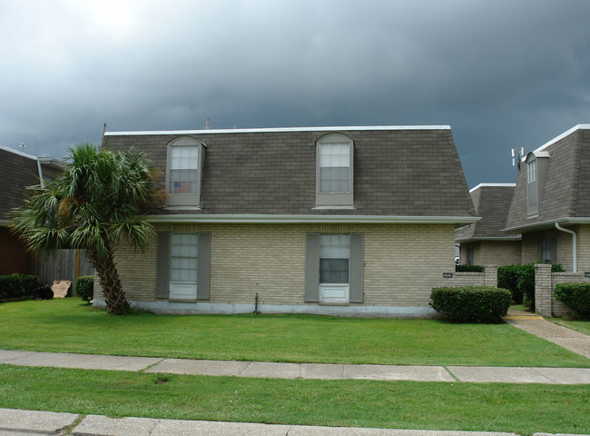 2808 Kingman St in Metairie, LA - Building Photo - Building Photo