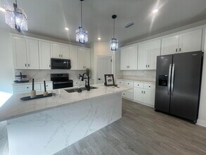 5448 Jenee Ct in Crestview, FL - Building Photo - Building Photo