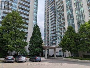 31-PH231 Bales Ave in Toronto, ON - Building Photo - Building Photo