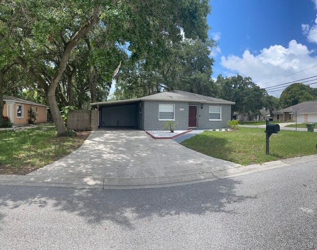 property at 302 Bailey Ln