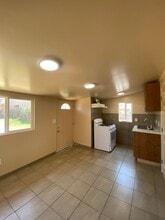 120 W Mountain View St in Long Beach, CA - Building Photo - Building Photo