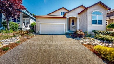 5503 Rainbow Cir in Santa Rosa, CA - Building Photo - Building Photo
