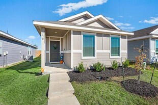 130 Herman Ln in Princeton, TX - Building Photo