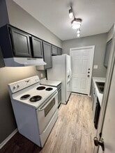 844 E Sunshine Dr in San Antonio, TX - Building Photo - Building Photo