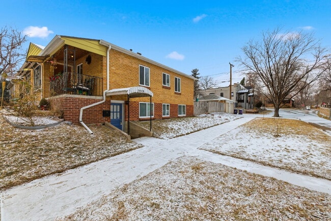 2838 E 11th Ave in Denver, CO - Building Photo - Building Photo