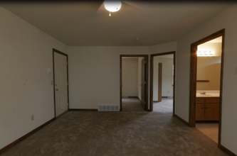 550 Sir Benjamin Way-Unit -2 in Schenectady, NY - Building Photo - Building Photo