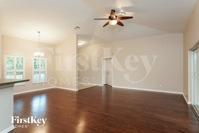 18521 Olive Rd in Ft. Myers, FL - Building Photo - Building Photo
