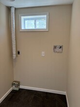 2160 Harts Mill Rd in Clinton, IA - Building Photo - Building Photo