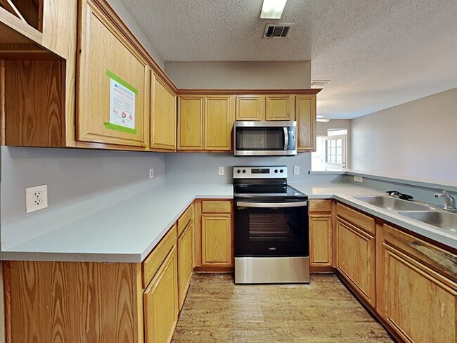 110 Meadow Ct in Forney, TX - Foto de edificio - Building Photo