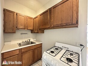 515 W Melrose St, Unit A05C in Chicago, IL - Foto de edificio - Building Photo