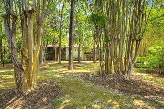 12510 White Bluff Rd in Savannah, GA - Foto de edificio - Building Photo