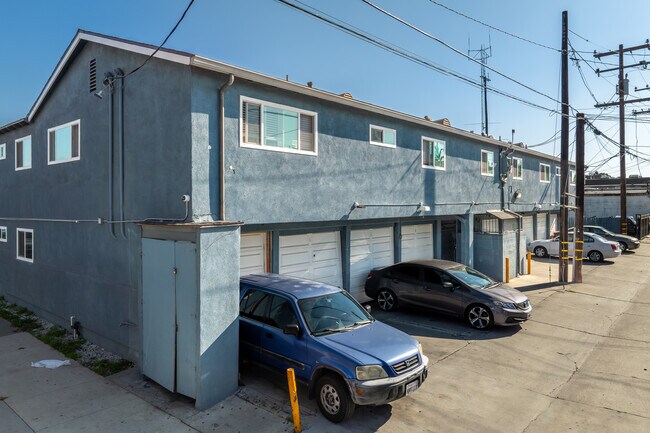 1495 Peterson Ave in Long Beach, CA - Building Photo - Building Photo