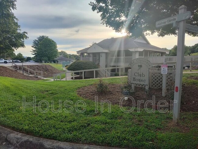 property at 301 Abbey Cir