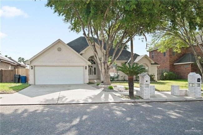 22 N 12th St in McAllen, TX - Building Photo - Building Photo