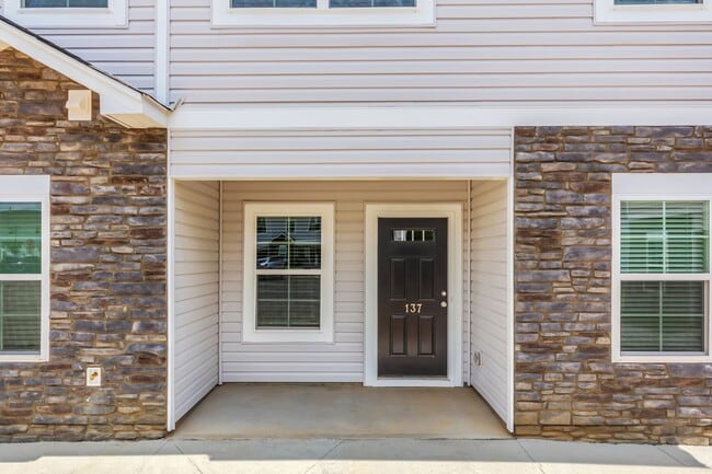137 Foundation Way in Simpsonville, SC - Building Photo - Building Photo