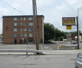 1227 S Harlem Ave in Berwyn, IL - Building Photo - Building Photo