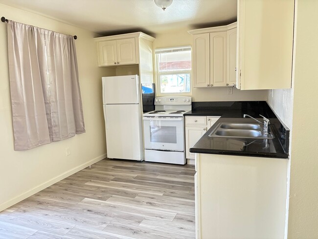 85-342-342 Farrington Hwy in Waianae, HI - Building Photo - Building Photo
