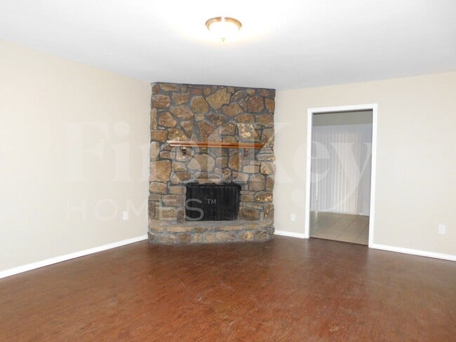 3037 Leeridge Dr in Bartlett, TN - Foto de edificio - Building Photo