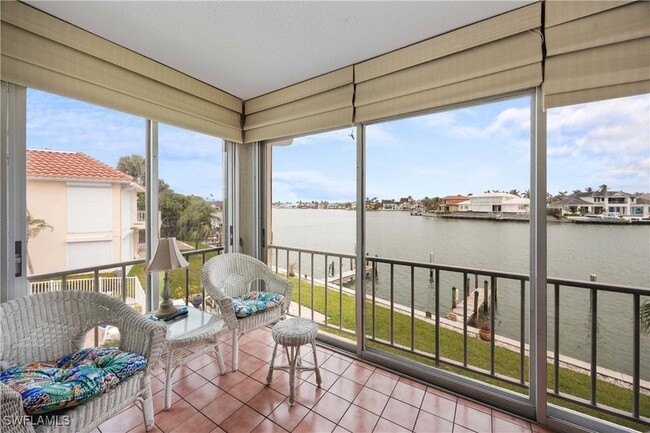 property at 3070 Gulf Shore Blvd N