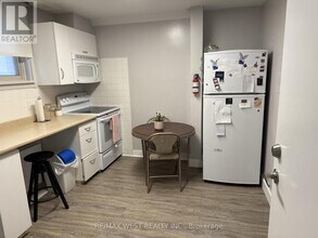 36 Nineteenth St in Toronto, ON - Building Photo - Building Photo