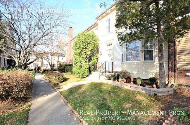 property at 6179 Wellington Commons Dr