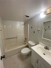 3546 N University Dr, Unit 3546 in Coral Springs, FL - Building Photo - Building Photo