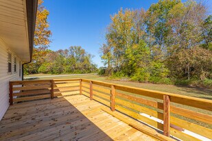 9225 Amos Rd in Ooltewah, TN - Building Photo