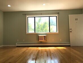 60 Plainfield Ave in West Haven, CT - Building Photo - Building Photo