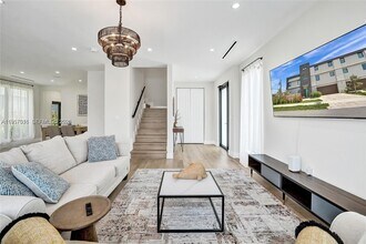 1617 NE 11th St in Fort Lauderdale, FL - Building Photo - Building Photo